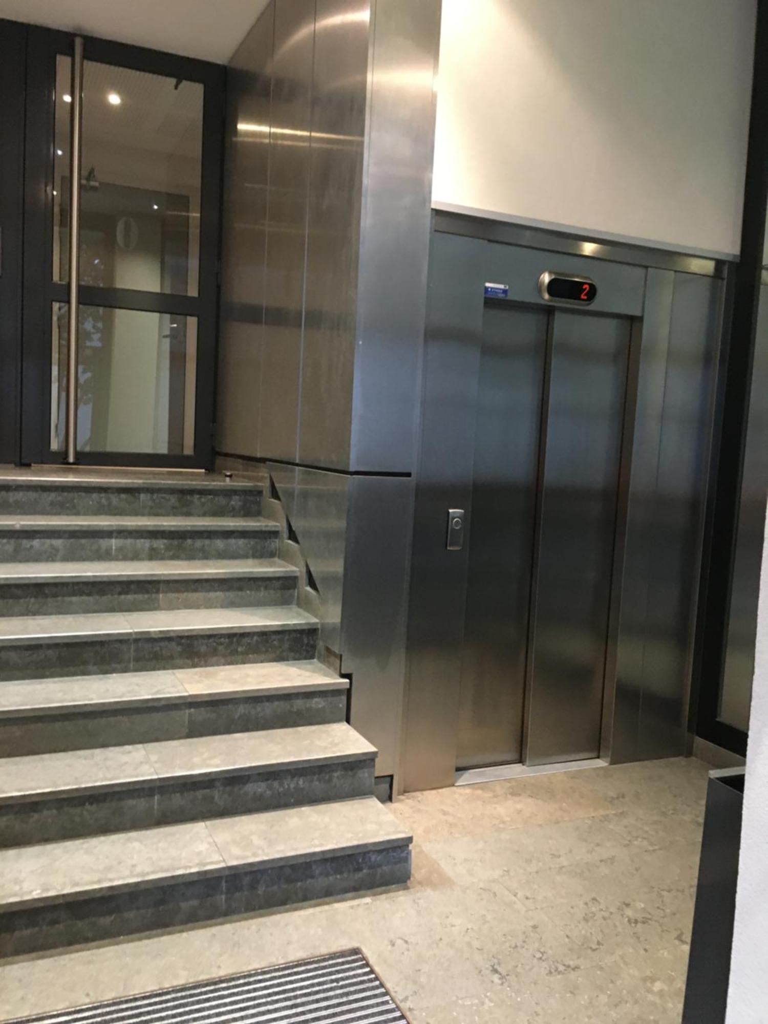 Appartement Residence Quartier Vilette Paul Bert Box Garage 里昂 外观 照片
